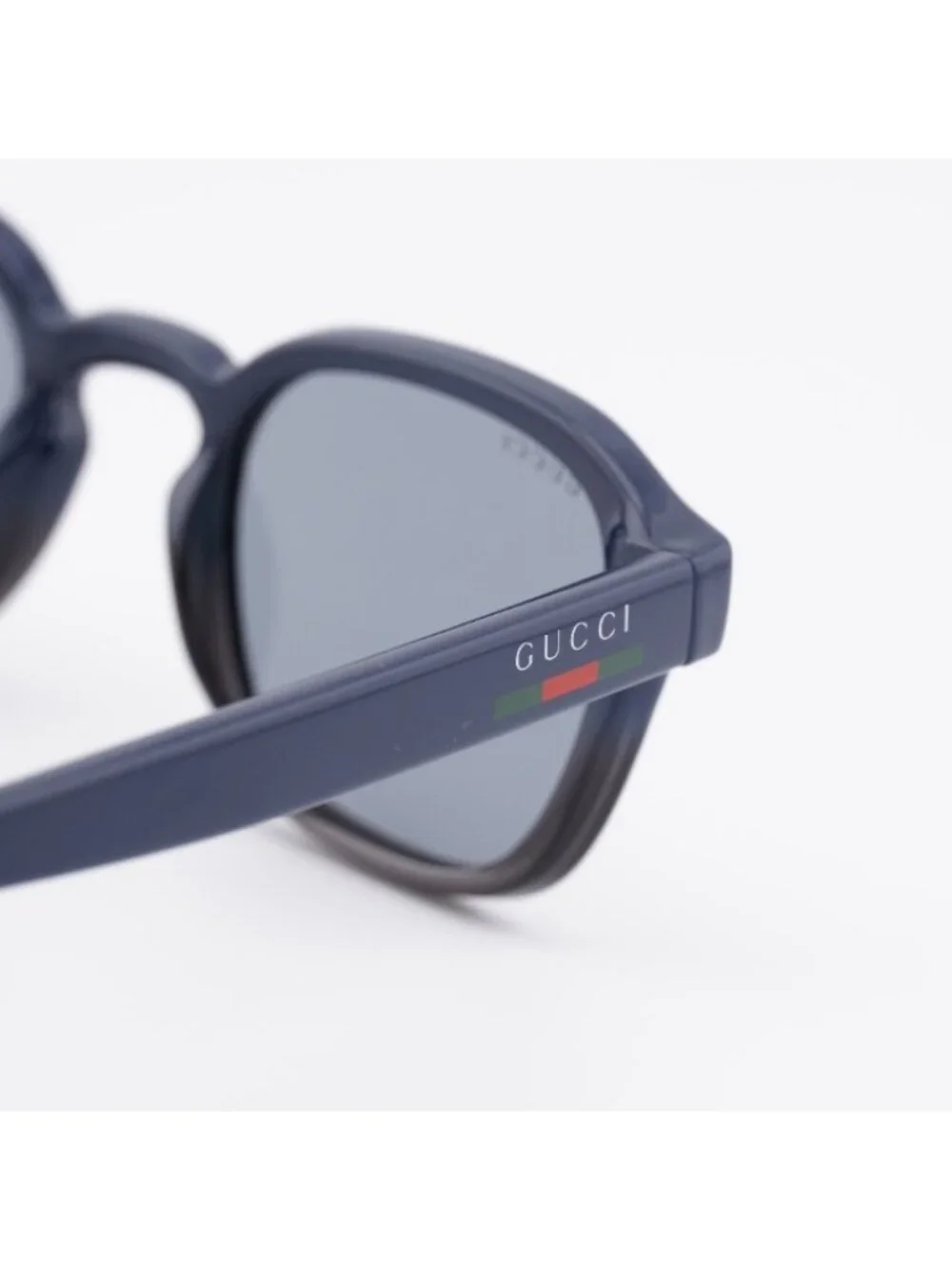 Gucci GG2106S 004 Sunglasses Blue to Grey Gradient Square Frame, Smoke Lenses